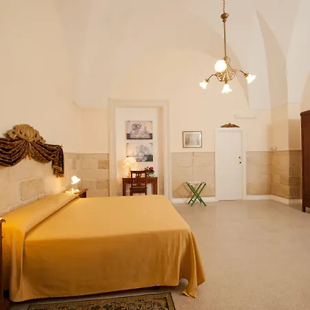 Antica La Viola, With Private Pool Bed & Breakfast