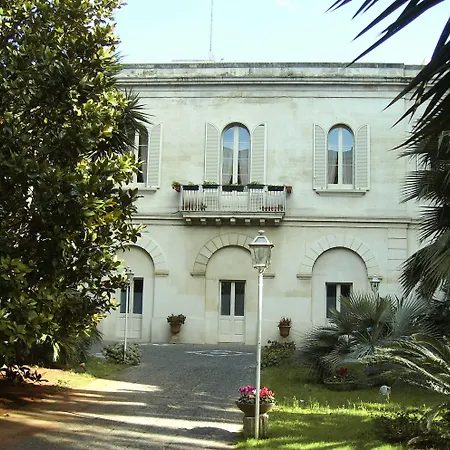 Antica La Viola, With Private Pool Bed & Breakfast Lecce