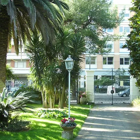 Antica La Viola, With Private Pool Bed & Breakfast