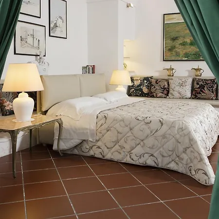 Bed & Breakfast Antica La Viola, With Private Pool