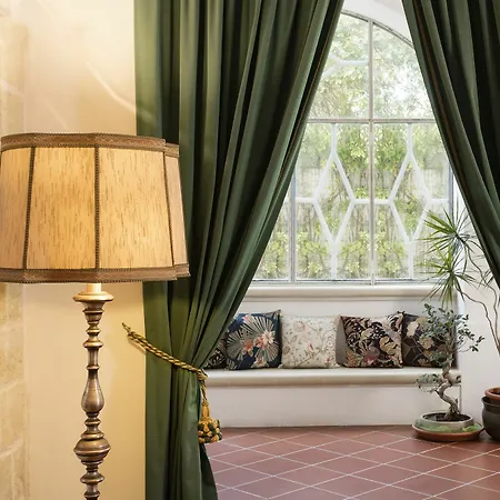 Bed & Breakfast Antica La Viola, With Private Pool 3*
