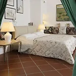 Bed & Breakfast Antica La Viola, With Private Pool Lecce