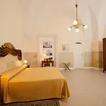 Antica La Viola, With Private Pool Bed & Breakfast