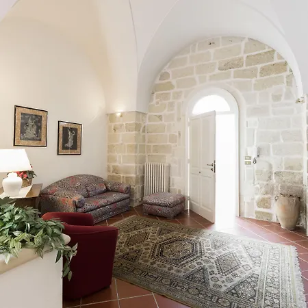 ベッド・アンド・ブレックファスト Antica La Viola, With Private Pool レッチェ