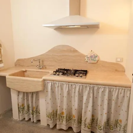 Antica La Viola, With Private Pool 4* לצ'ה