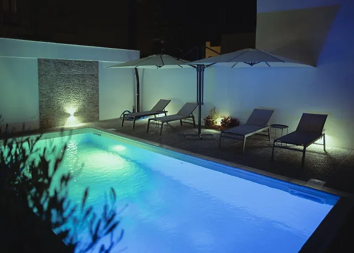 Bed and Breakfast Antica La Viola, With Private Pool Λέτσε