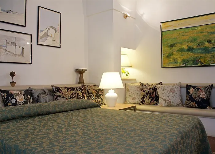 Nocleg ze śniadaniem Antica La Viola, With Private Pool 4*